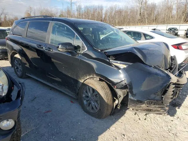 5TDBSKFC0RS139118 2024 2024 Toyota Sienna- LE 4