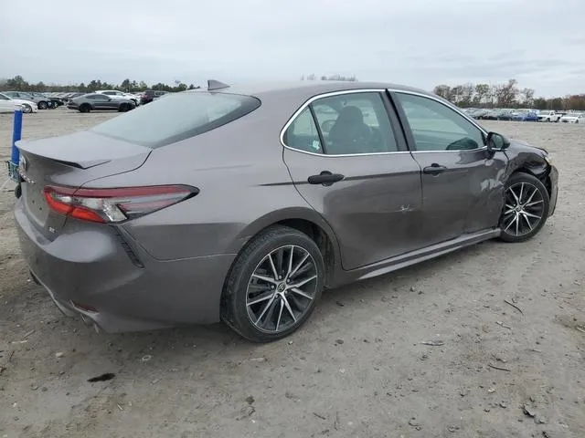 4T1G11AK4NU674164 2022 2022 Toyota Camry- SE 3