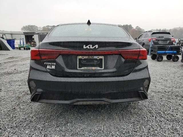 3KPF24AD7RE828404 2024 2024 KIA Forte- LX 6