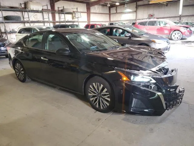 1N4BL4DV9RN307363 2024 2024 Nissan Altima- SV 4