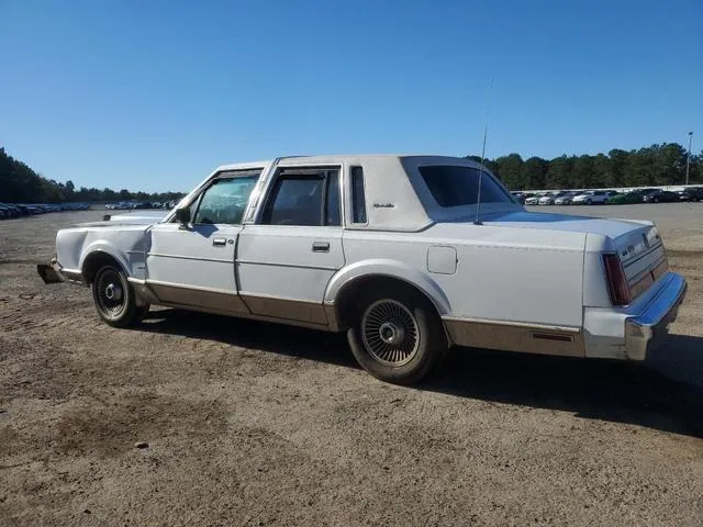 1LNBM82F0KY792664 1989 1989 Lincoln Town Car- Signature 2