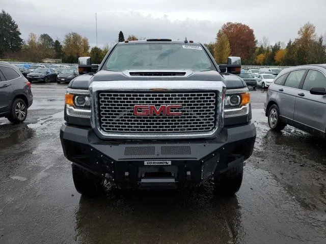 1GT42YEYXHF239718 2017 2017 GMC Sierra- K3500 Denali 5