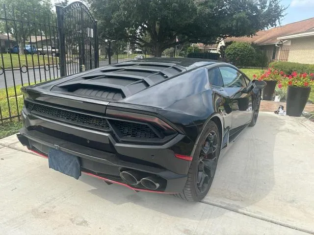 ZHWUC2ZF8KLA12081 2019 2019 Lamborghini Huracan 4