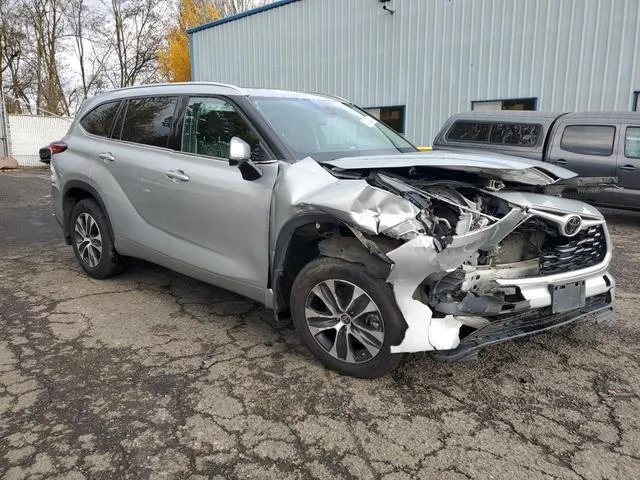 5TDGZRBH2MS545163 2021 2021 Toyota Highlander- Xle 4