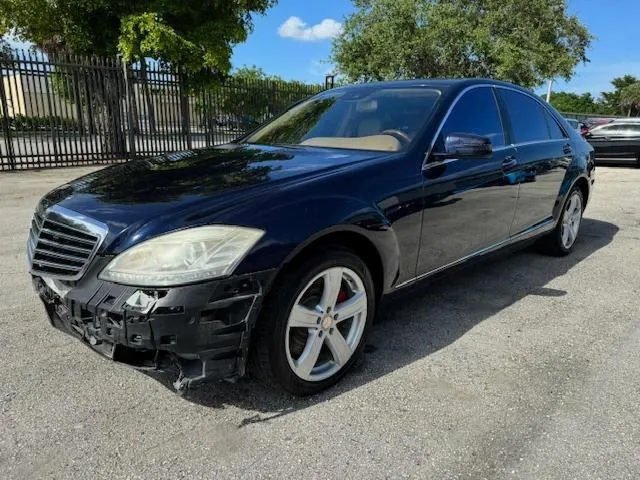 WDDNG7DB7DA513886 2013 2013 Mercedes-Benz S-Class- 550 1