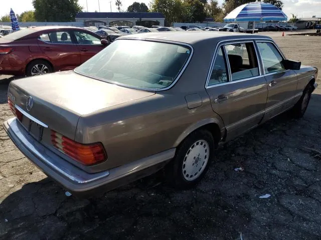 WDBCA35D2JA420781 1988 1988 Mercedes-Benz 420- Sel 3