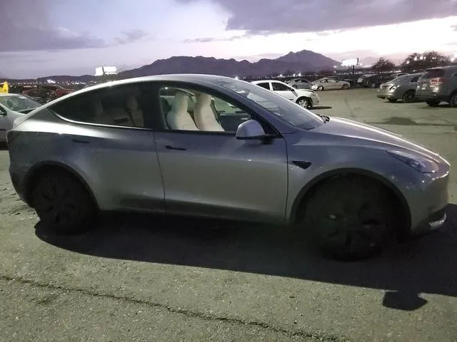 7SAYGAEE9RF168505 2024 2024 Tesla MODEL Y 4