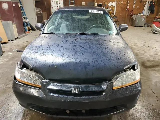 1HGCG6656XA011640 1999 1999 Honda Accord- LX 5