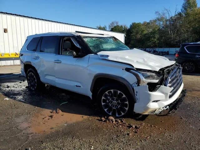 7SVAAAAA5RX003159 2024 2024 Toyota Sequoia- SR5 4