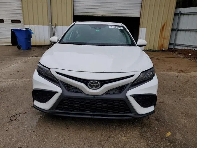 4T1G11AKXNU691132 2022 2022 Toyota Camry- SE 5