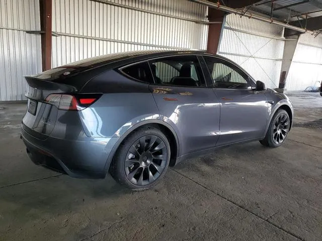 5YJYGAEE4MF306439 2021 2021 Tesla MODEL Y 3