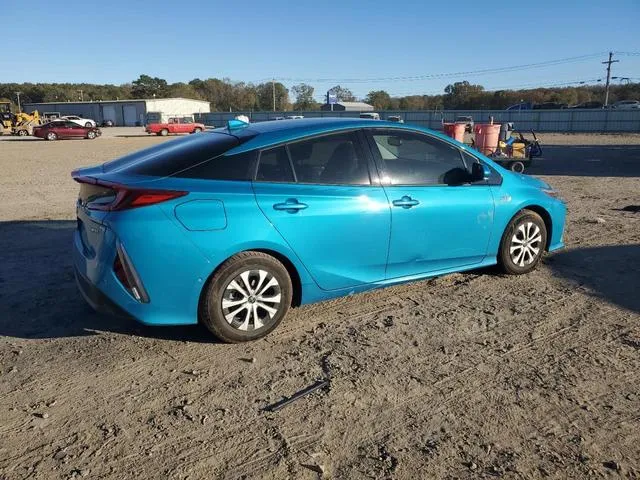 JTDKARFPXL3136413 2020 2020 Toyota Prius- LE 3