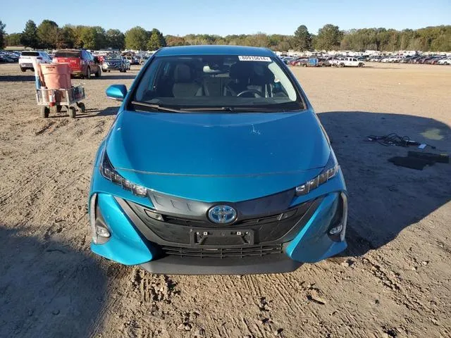 JTDKARFPXL3136413 2020 2020 Toyota Prius- LE 5