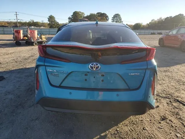 JTDKARFPXL3136413 2020 2020 Toyota Prius- LE 6