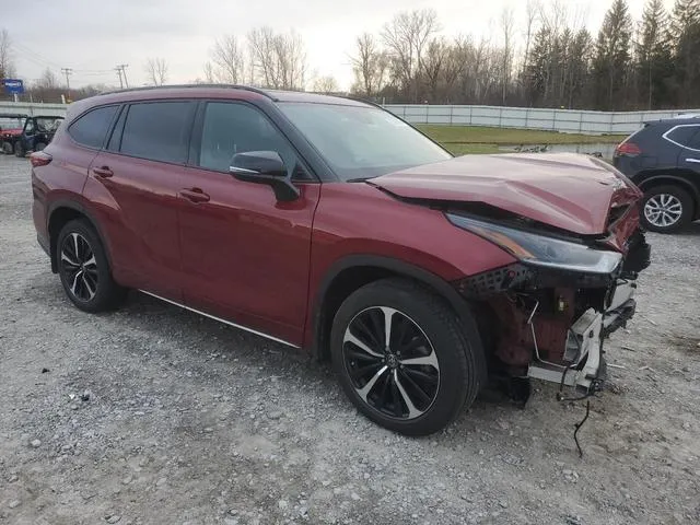 5TDJZRBHXMS129822 2021 2021 Toyota Highlander- Xse 4