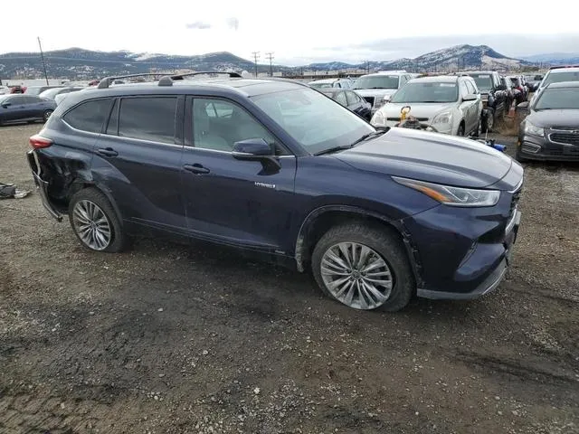 5TDEBRCH7MS025678 2021 2021 Toyota Highlander- Hybrid Platinum 4