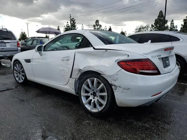 WDDPK3JA7HF138098 2017 2017 Mercedes-Benz SLC-Class- 300 2