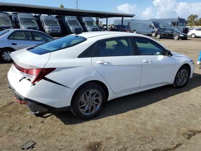 KMHLM4DG2RU750646 2024 2024 Hyundai Elantra- Sel 3