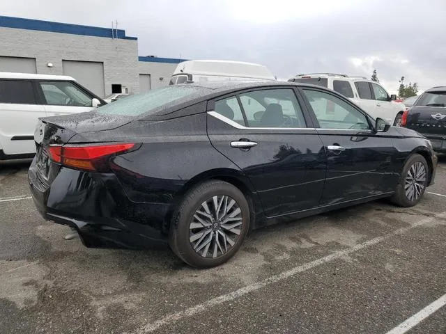 1N4BL4DV4RN305133 2024 2024 Nissan Altima- SV 3