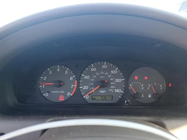 1YVGF22C515232947 2001 2001 Mazda 626- ES 9