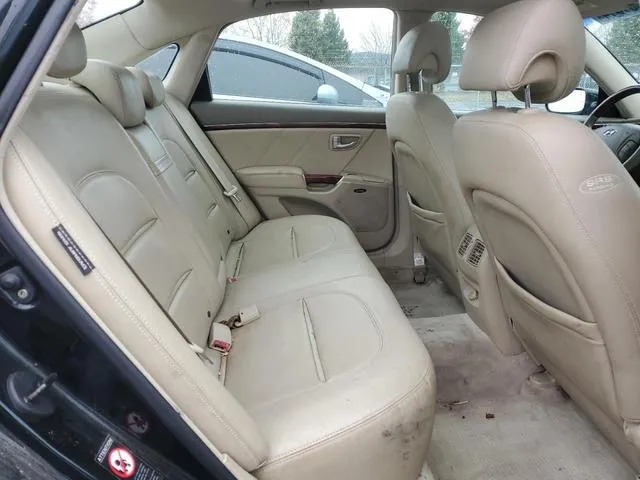 KMHFC46F56A097392 2006 2006 Hyundai Azera- SE 10