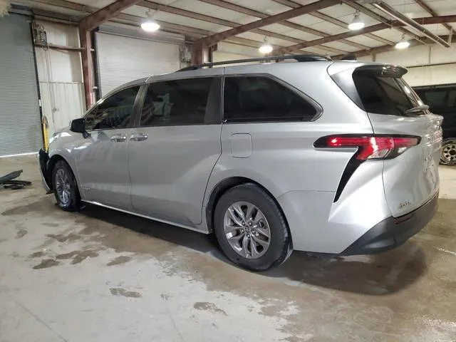 5TDKRKEC0MS010043 2021 2021 Toyota Sienna- LE 2