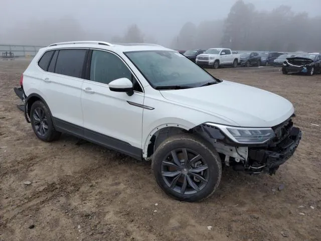 3VVNB7AX2RM018502 2024 2024 Volkswagen Tiguan- SE 4