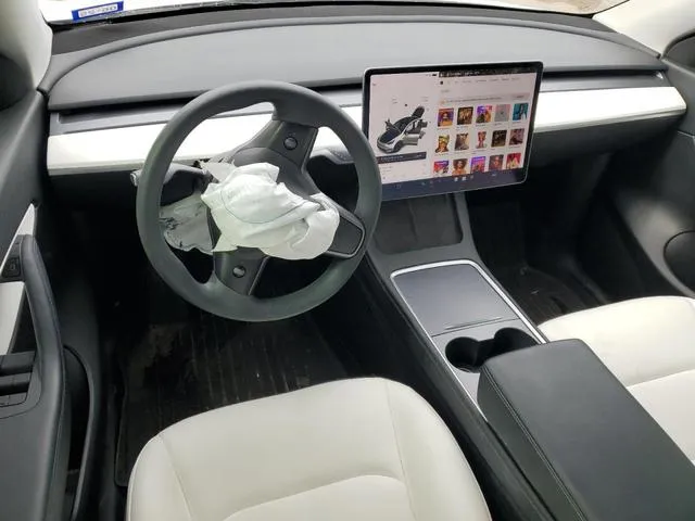 5YJYGDEE9MF187031 2021 2021 Tesla MODEL Y 8