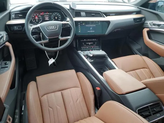 WA16AAGEXRB052567 2024 2024 Audi Q8- Prestige 8