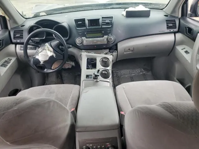 JTEZA3EH3A2011046 2010 2010 Toyota Highlander 8