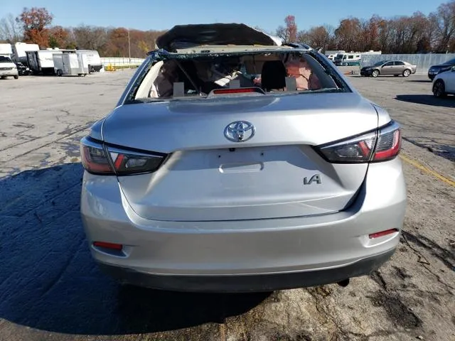 3MYDLBYV4JY332083 2018 2018 Toyota Yaris 6