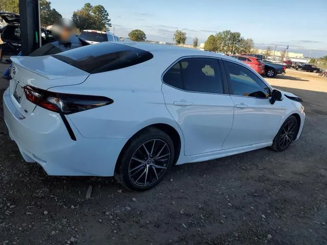 4T1T11AK8NU677213 2022 2022 Toyota Camry- SE 3