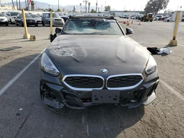 WBAHF3C05SWY41906 2025 2025 BMW Z4- Sdrive30I 5