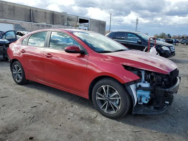 3KPF24AD7RE697975 2024 2024 KIA Forte- LX 4