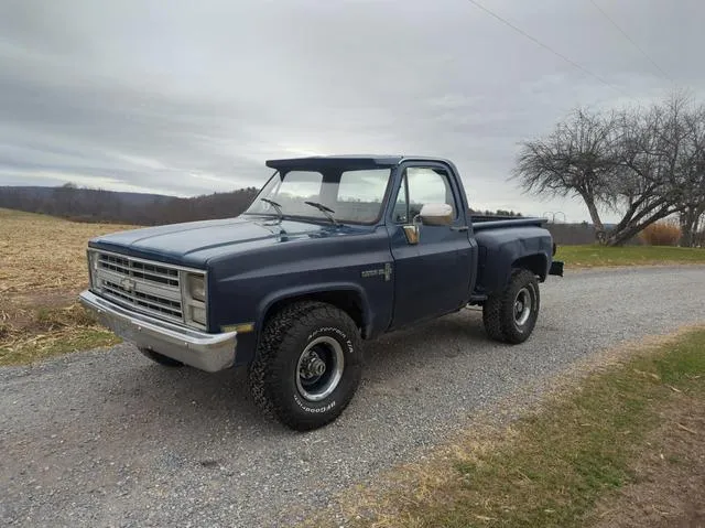 2GCEK14HXG1201490 1986 1986 Chevrolet K10 2