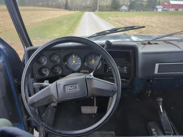 2GCEK14HXG1201490 1986 1986 Chevrolet K10 9