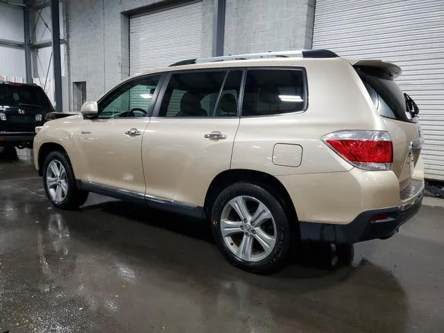 5TDDK3EH8DS255154 2013 2013 Toyota Highlander- Limited 2