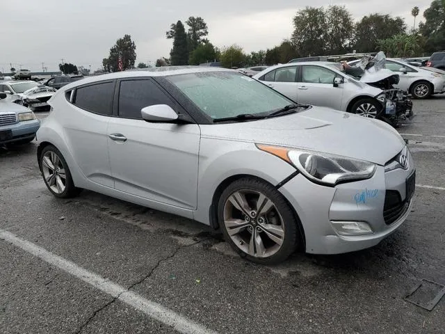 KMHTC6AD2DU093056 2013 2013 Hyundai Veloster 4