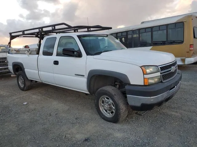 1GCHC29U26E138517 2006 2006 Chevrolet Silverado- C2500 Heav 4