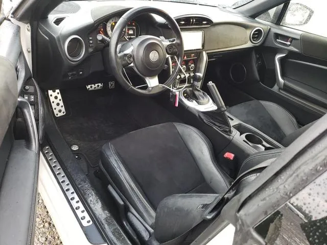 JF1ZNAE17K8703671 2019 2019 Toyota 86- GT 8