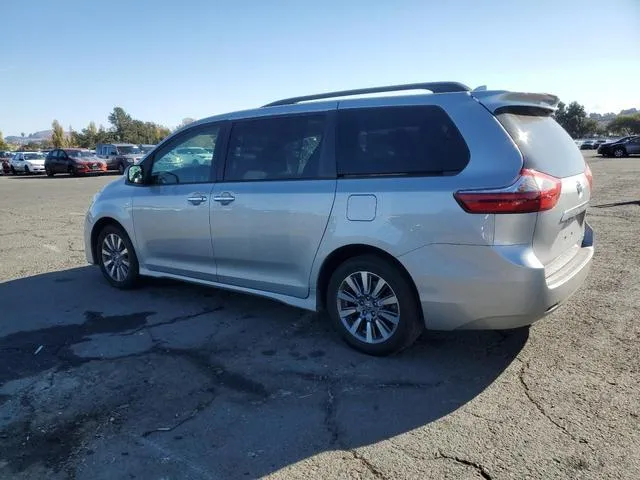 5TDDZ3DC5LS249540 2020 2020 Toyota Sienna- Xle 2