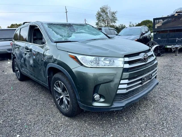 5TDBZRFH2KS706435 2019 2019 Toyota Highlander- LE 2