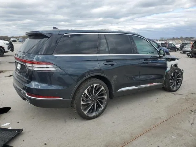 5LM5J7XC2RGL08571 2024 2024 Lincoln Aviator- Reserve 3