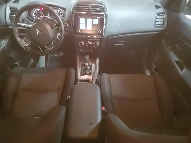 JA4APUAU2MU016623 2021 2021 Mitsubishi Outlander- ES 8