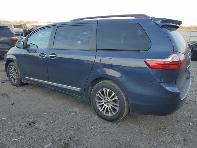 5TDYZ3DC5LS052000 2020 2020 Toyota Sienna- Xle 2