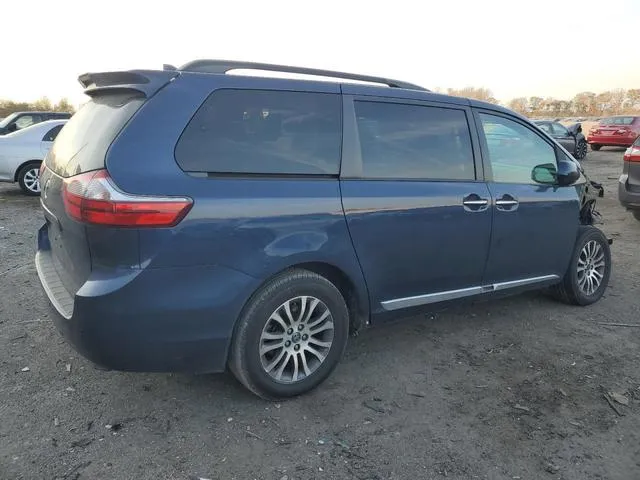 5TDYZ3DC5LS052000 2020 2020 Toyota Sienna- Xle 3