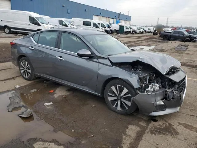 1N4BL4DV4MN329067 2021 2021 Nissan Altima- SV 4