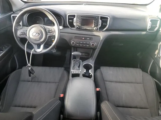 KNDPMCAC8K7561408 2019 2019 KIA Sportage- LX 8