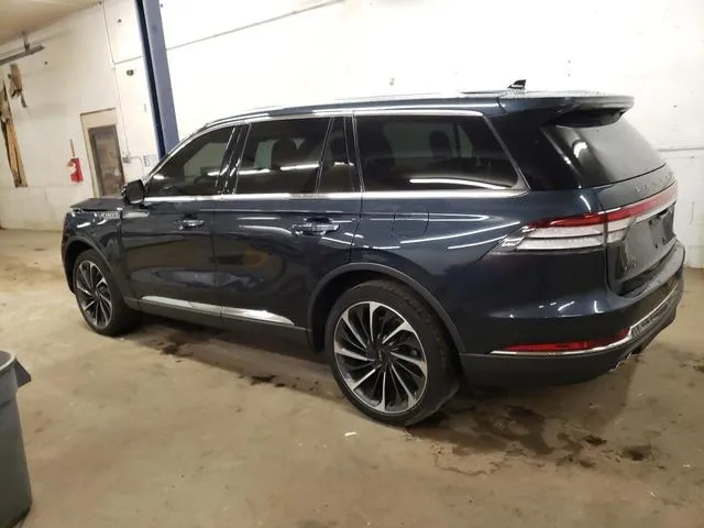 5LM5J7XC4NGL13829 2022 2022 Lincoln Aviator- Reserve 2