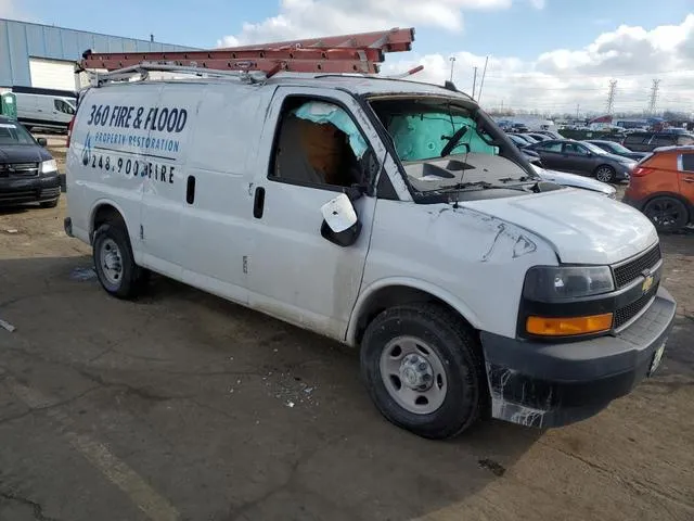 1GCWGAFG1L1242858 2020 2020 Chevrolet Express 4